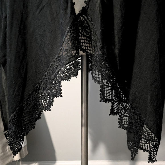 Nordstrom Treasure & Bond Lace Trim Ruana Open Front Wrap Kimono Coverup Black - Picture 5 of 9